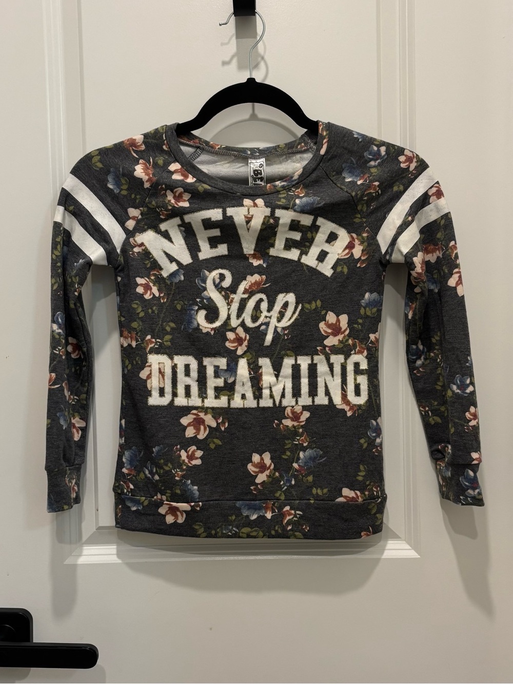 3/$15 💥♻ Beautees Grey Multi Color Floral Grey LS Blouse  | Size YS 7/8 | 7537